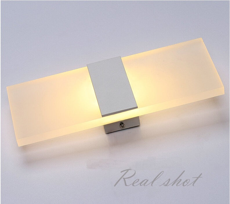 Mini Acrylic Wall Lamp - lights.avenu